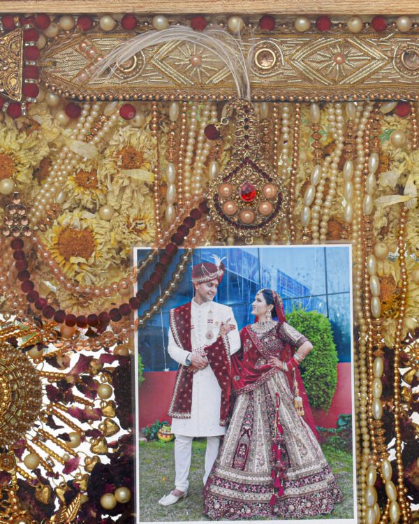 Varmala Preserved Wooden Photo Frame - Image 2