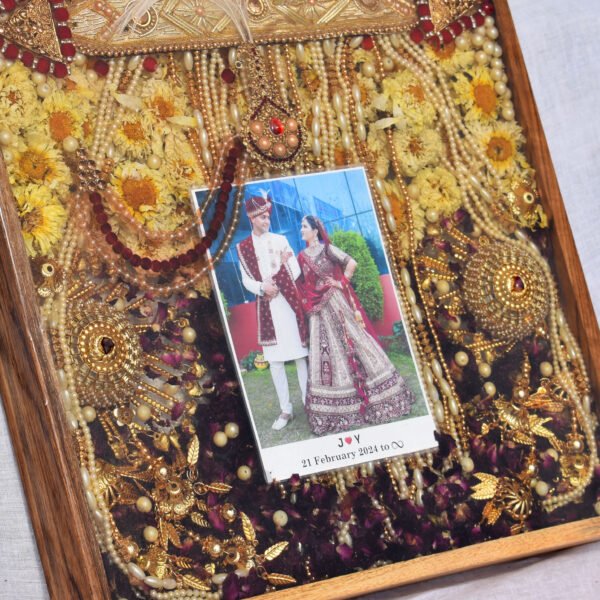 Varmala Preserved Wooden Photo Frame - Image 4